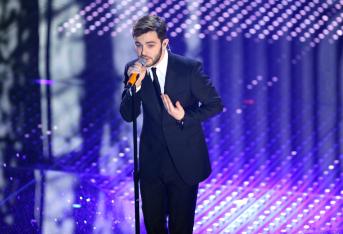 Sanremo 2016, Lorenzo Fragola: "Troppa pressione sui giovani"