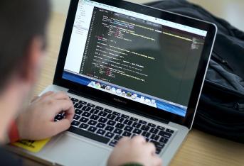Come scoprire se qualcuno spia il nostro pc