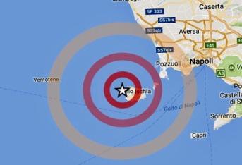 Terremoto a Ischia: due morti e 39 feriti. E si continua a scavare