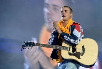 Una fan (di quarant'anni) cerca di entrare in casa di Justin Bieber: arrestata