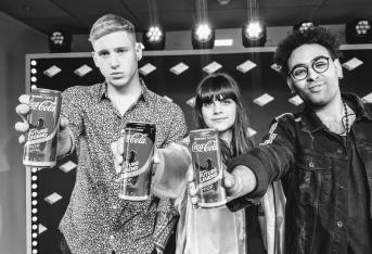 Future Legend on air: la squadra POP al completo per la prima volta ai microfoni di Radio 105