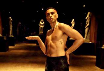Il Museo Egizio di Torino ospita Mahmood per il video di "Dorado"
