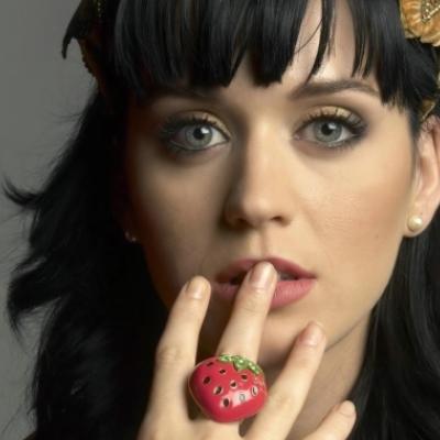 Finale con i fuochi d'artificio: Annalisa canta Firework