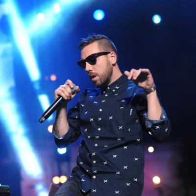 Coez ospite a 105 Mi Casa per presentare il suo album "Niente che non va" 