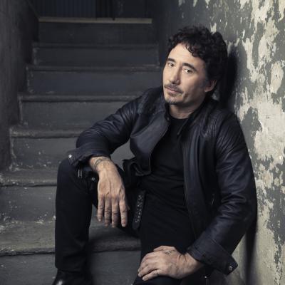 Federico ZampagIione, Tiromancino, ospite di 105 Friends per presentare "Nel respiro del mondo" il nuovo album PT2