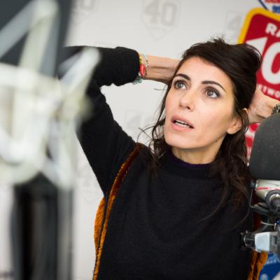 Anna Safroncik prova a cantare E Poi di Giorgia