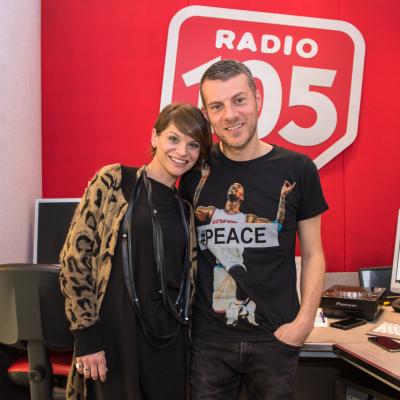 Un Casaoke con una splendida voce italiana: Alessandra Amoroso a 105 Mi Casa!