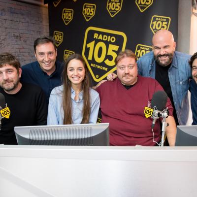 Il cast de La Casa di Famiglia a 105 Friends