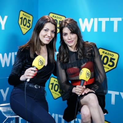 Giulia Michelini con Ylenia nel backstage di Amici 17