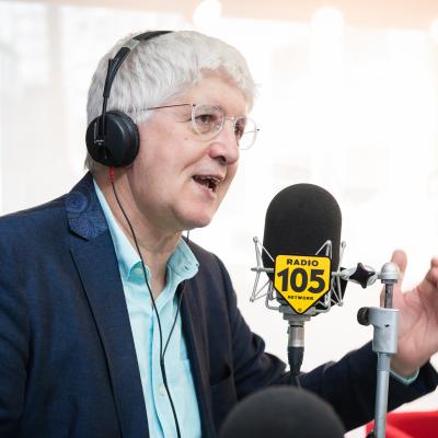 Beppe Severgnini ospite a 105 Friends presenta Il Lunghissimo Lungomare PT1