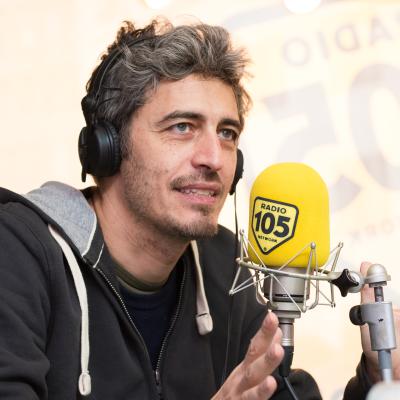 Pif ha presentato il suo primo libro, “... che Dio perdona a tutti” a 105 Friends
