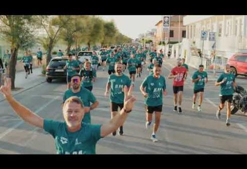 A 105XMASTERS che energia!  In più di 2000 alle 5 del mattino per l’ALBA RUN | VIDEO