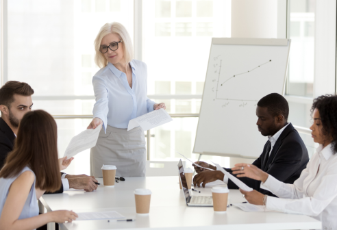 Galateo in ufficio: le regole d’oro per lavorare in armonia