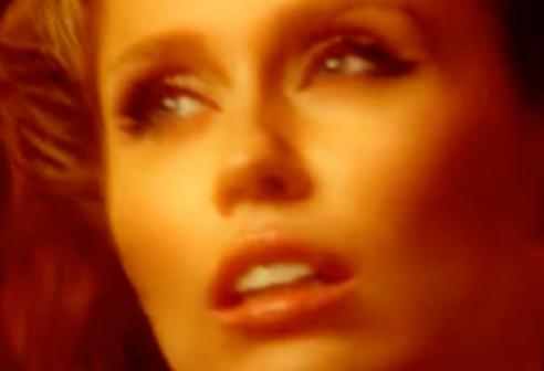 La nuova canzone di Miley Cyrus per “Avatar 3: Fuoco e Cenere”