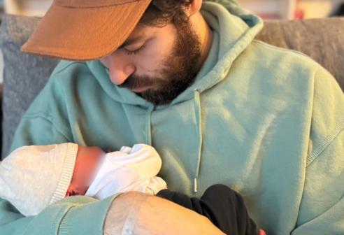 Riccardo Zanotti dei Pinguini Tattici Nucleari è diventato papà!