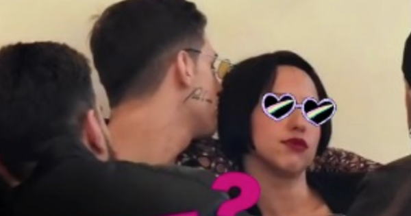 Achille Lauro paparazzato in atteggiamenti affettuosi con ...