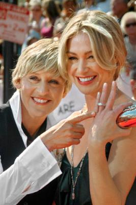 PORTIA DE ROSSI E ELLEN DEGENERES