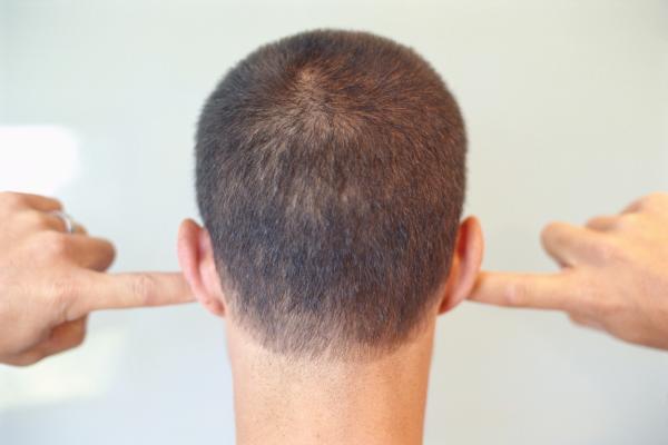2 - Non ascoltate quello che dicono altre persone. Non vedete l'ora di poter prendere la parola