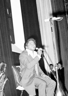 James Brown, cantante