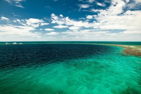 9. Great Blue Hole – Caraibi