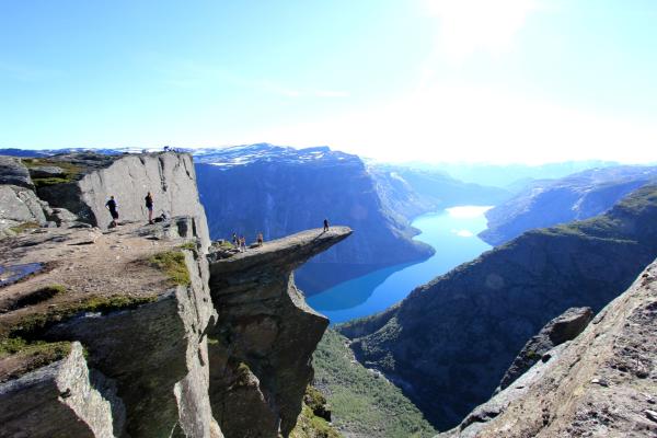 7. Trolltunga – Norvegia