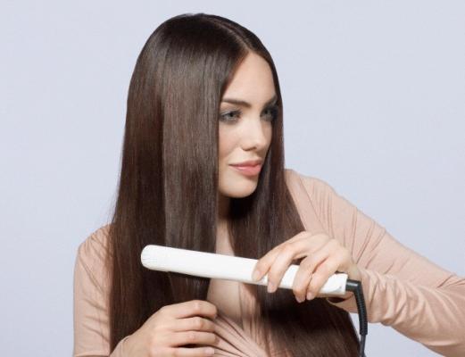 La piastra per i capelli