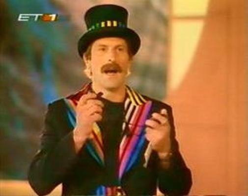 Dennis l'arbitro più amato