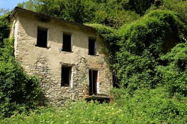 Una casa misteriosa.