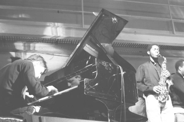 Amate la musica classica, il jazz, il blues e il folk?
