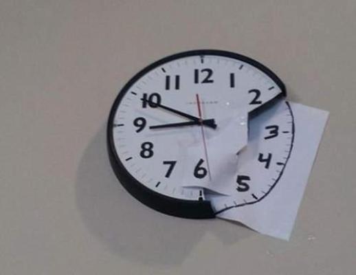  L’orologio da parete si è rotto? 