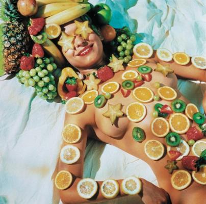 La frutta va mangiata lontano dai pasti?