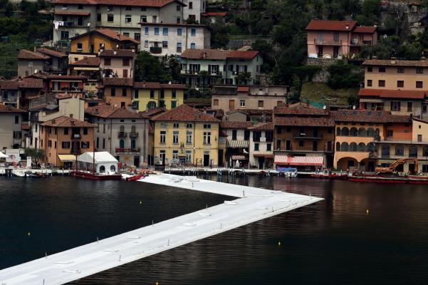 The Floating Piers: la passerella sul lago d'Iseo