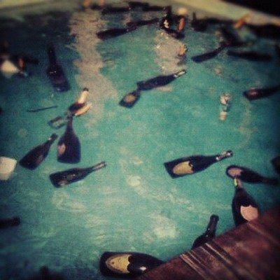 Pool party da ricchi!