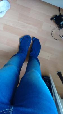 Belli questi jeans! Me li provo...