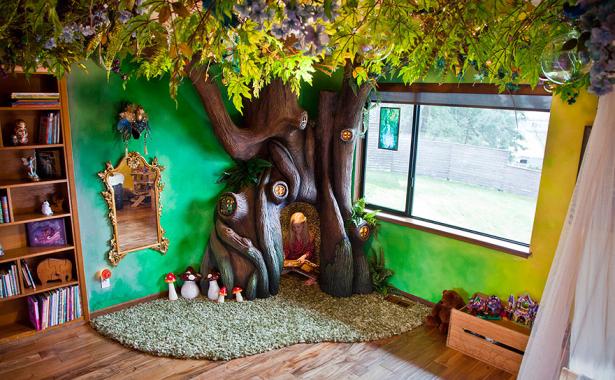 La cameretta con l'albero magico