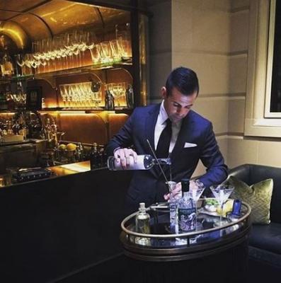 4)    Connaught Bar, Londra