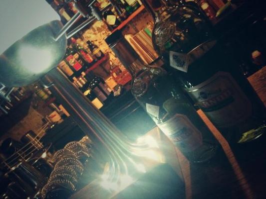 10) Happiness Forgets, Londra