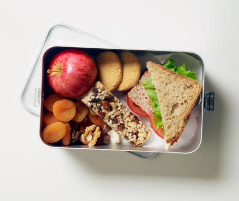  L'84% considera importante il bilanciamento dei nutrienti: il 20% mangia frutta 5 volte al giorno e il 33% legumi o cereali in pausa pranzo