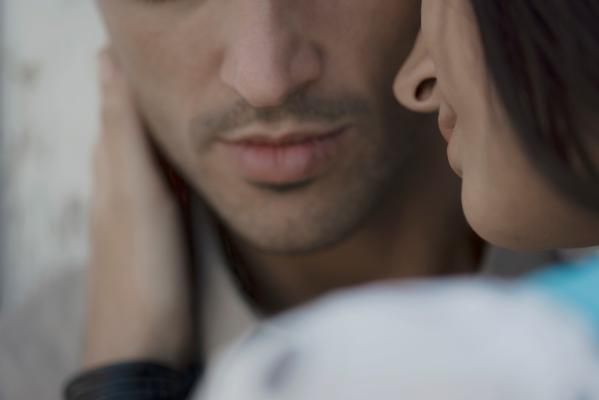4. Gli piace farsi accarezzare la testa