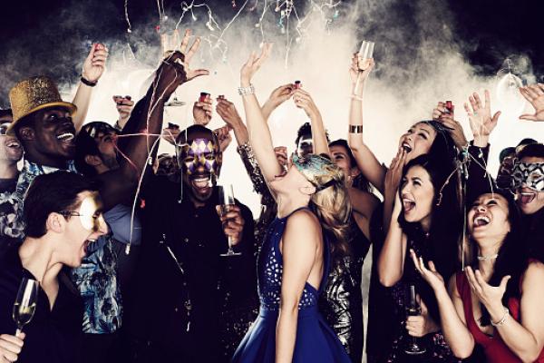 10. In Giappone è vietato ballare nei club 