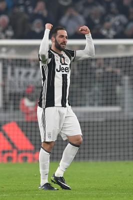 4. Gonzalo Higuain