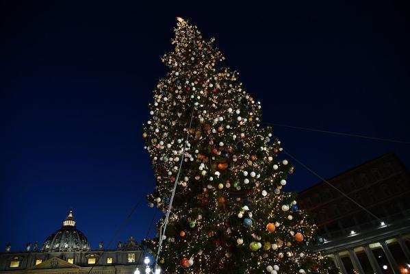 8. Le luci a intermittenza degli alberi di Natale 