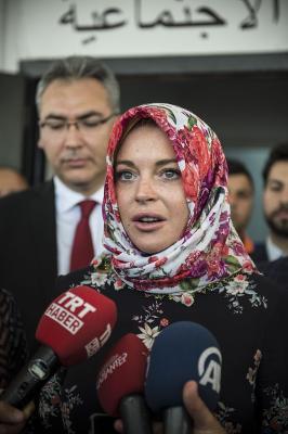 Negli ultimi anni la Lohan ha visitato spesso i rifugiati siriani in Turchia
