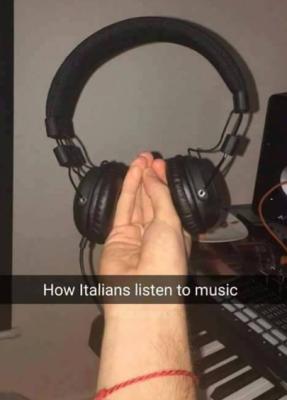 3. Come ascoltano la musica