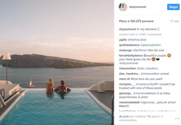 Una piscina affacciata sull'oceano rappresenta quasi la normalità per i due giramondo.