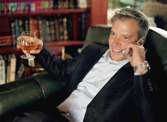 1. Fa telefonate per gli auguri