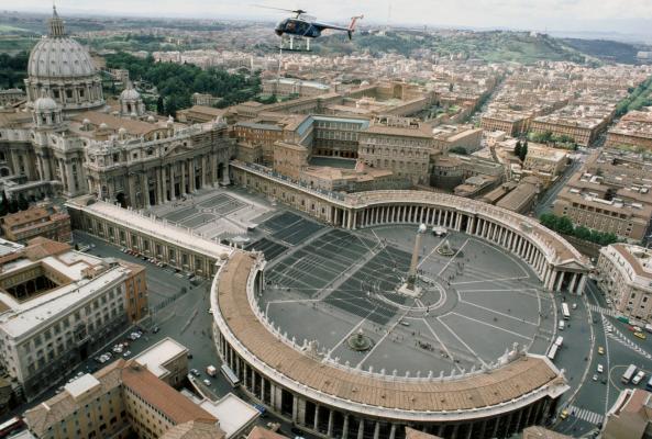 9. Quanti sono gli stati "incastonati" all'interno di altri paesi?