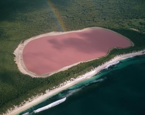 4. Lago Hillier, Australia