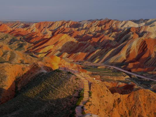 10. Rainbow Mountain, Cina 