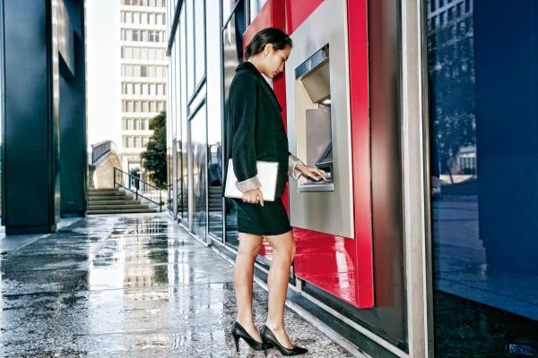 4. Dimostrare che sul conto corrente vengono accreditati solo stipendio o pensione